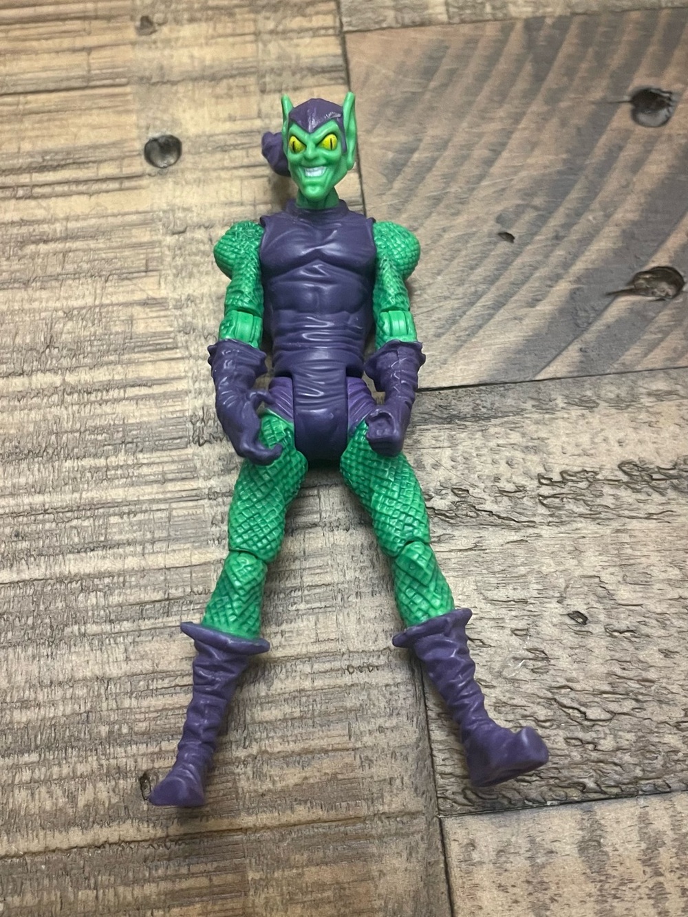Marvel The Amazing Spider-Man Glider Attack Green Goblin 3.75-inch action figure